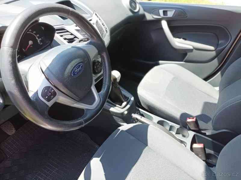 Ford Fiesta MK6 1.25i 44kW - foto 8