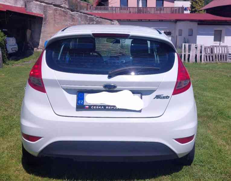 Ford Fiesta MK6 1.25i 44kW - foto 13