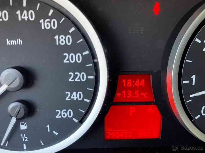 BMW Řada 5 3,0 530i E60 190 kW - foto 18