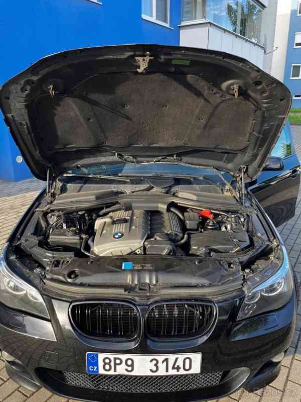 BMW Řada 5 3,0 530i E60 190 kW - foto 14