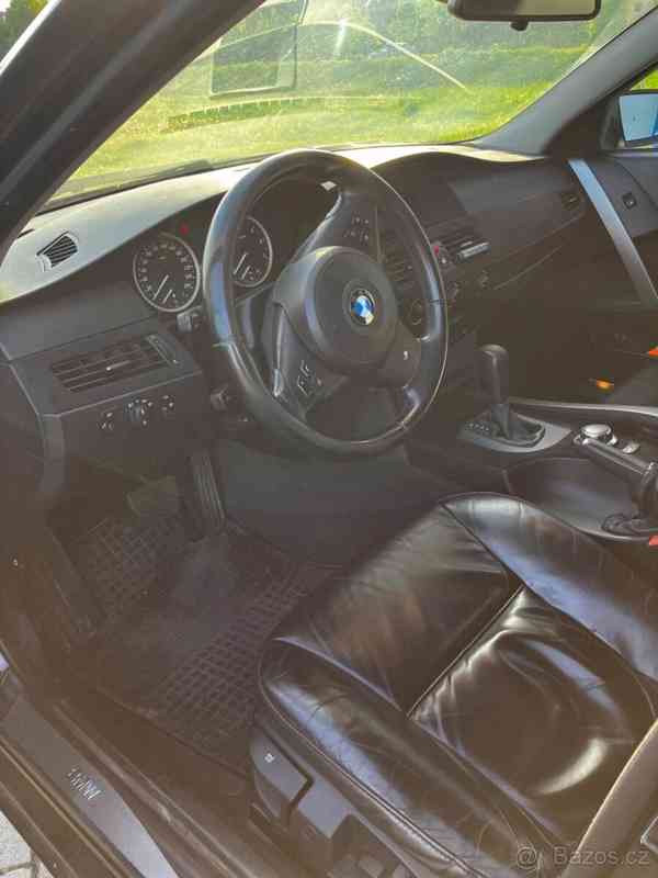 BMW Řada 5 3,0 530i E60 190 kW - foto 17