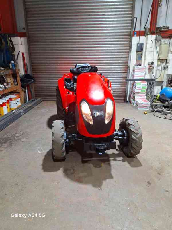 Traktor  TYM T273 - foto 2