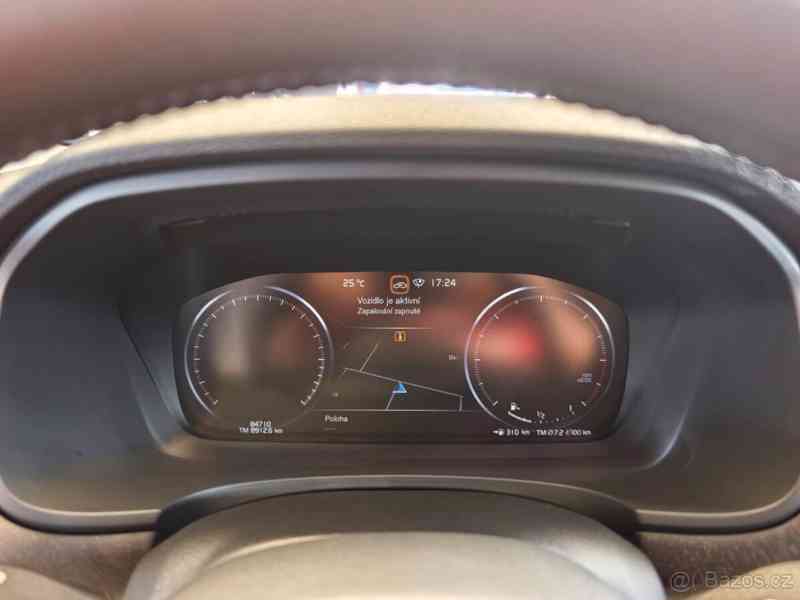 Volvo V90 CC D4 AWD + original el. tažné - foto 15