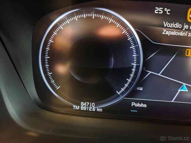 Volvo V90 CC D4 AWD + original el. tažné - foto 11