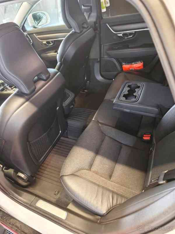 Volvo V90 CC D4 AWD + original el. tažné - foto 13