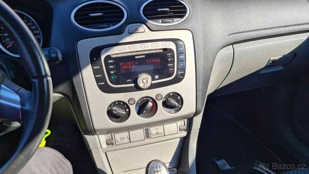 Ford Focus Cabrio	 - foto 6