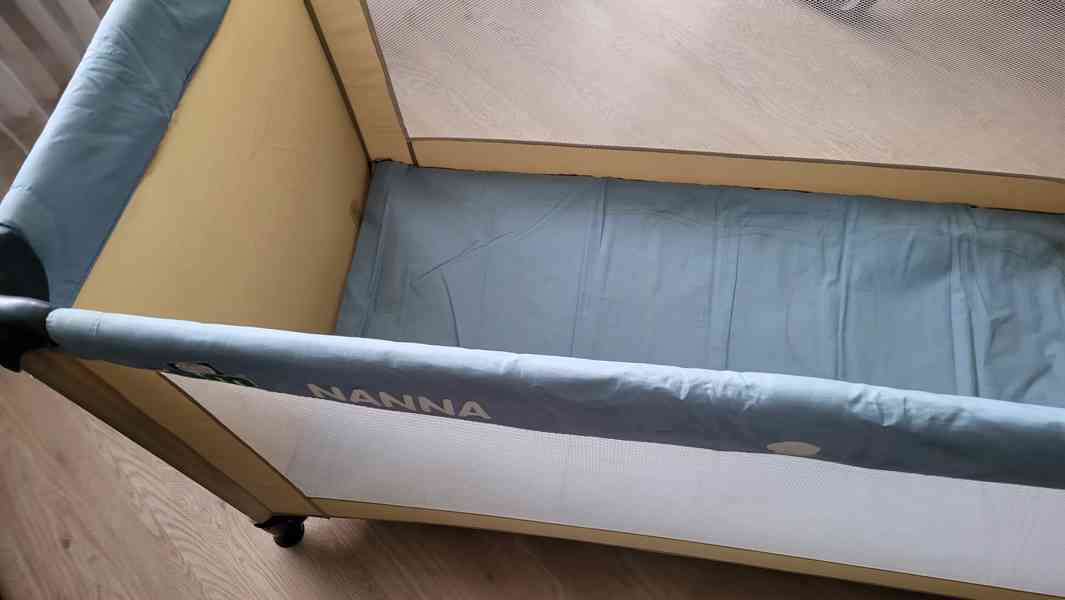Cestovní skládací postýlka - foto 3