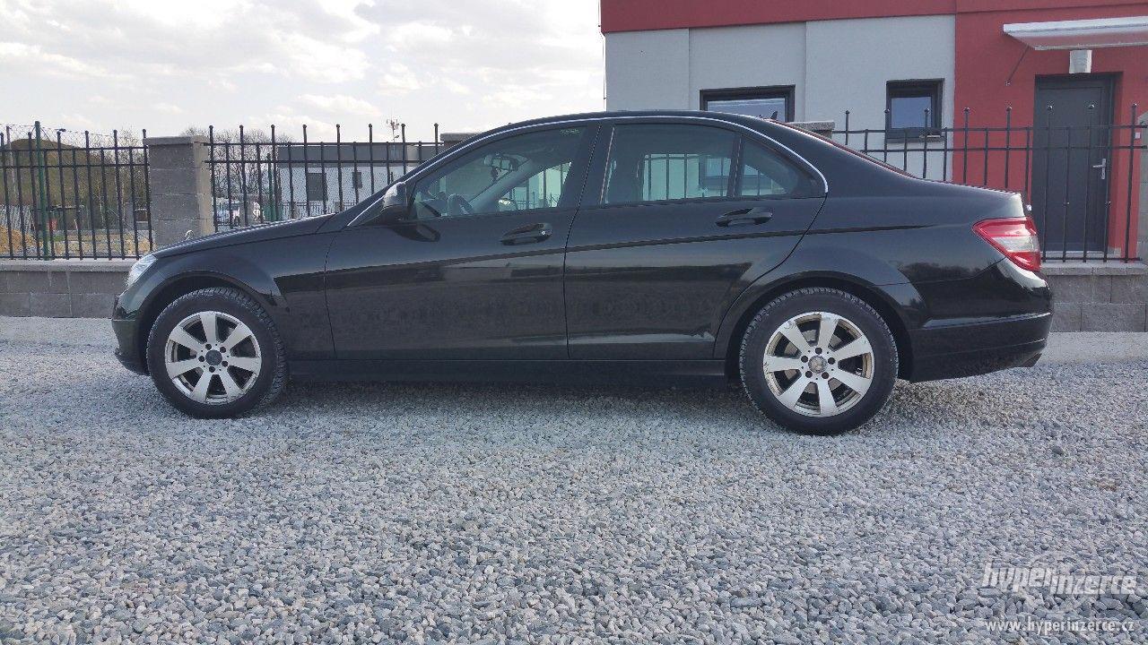 Mercedes Benz C200 - foto 1