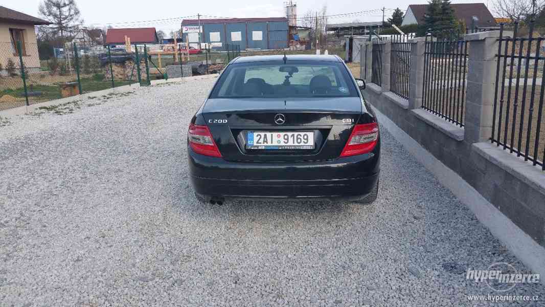 Mercedes Benz C200 - foto 2