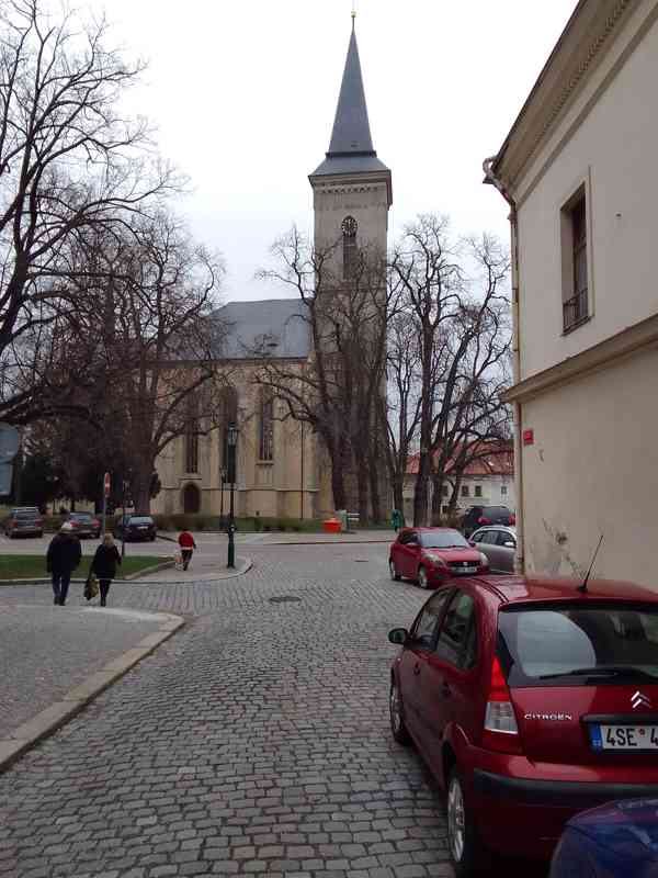 Pronájem zrekonstruovaného bytu v centru Kutné Hory LEVNĚ - foto 17