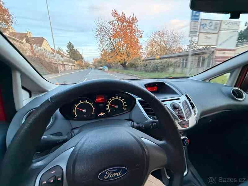 Ford Fiesta 1,2 - foto 11