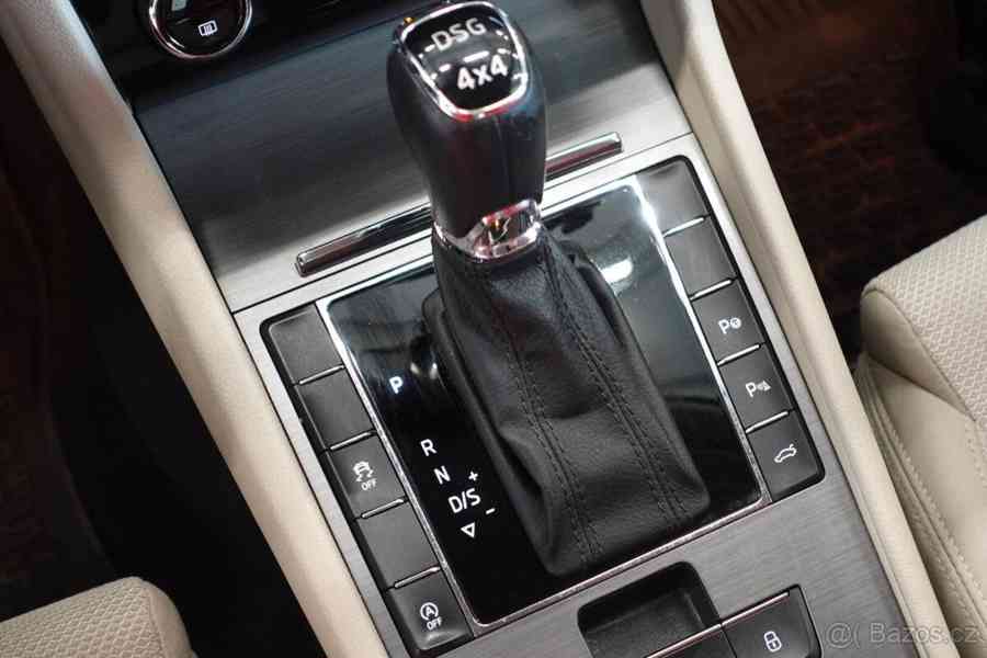 Škoda Superb 2,0 TDI 140kw 4x4 Automat 2019 - foto 18