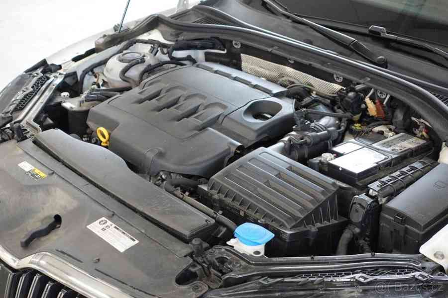 Škoda Superb 2,0 TDI 140kw 4x4 Automat 2019 - foto 3