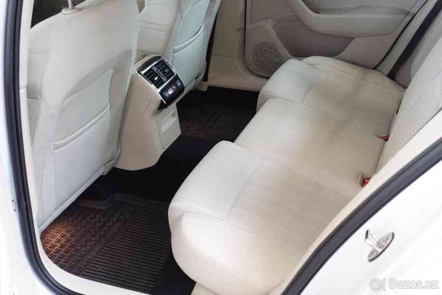 Škoda Superb 2,0 TDI 140kw 4x4 Automat 2019 - foto 14