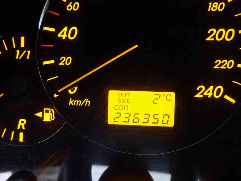 Toyota Avensis 1.8i r.v.2003 (95 kw) stk:9/2024 - foto 7
