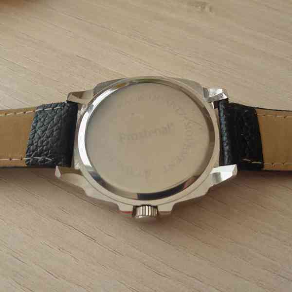 Pánské hodinky Walmark Quartz - reklamní  - foto 5