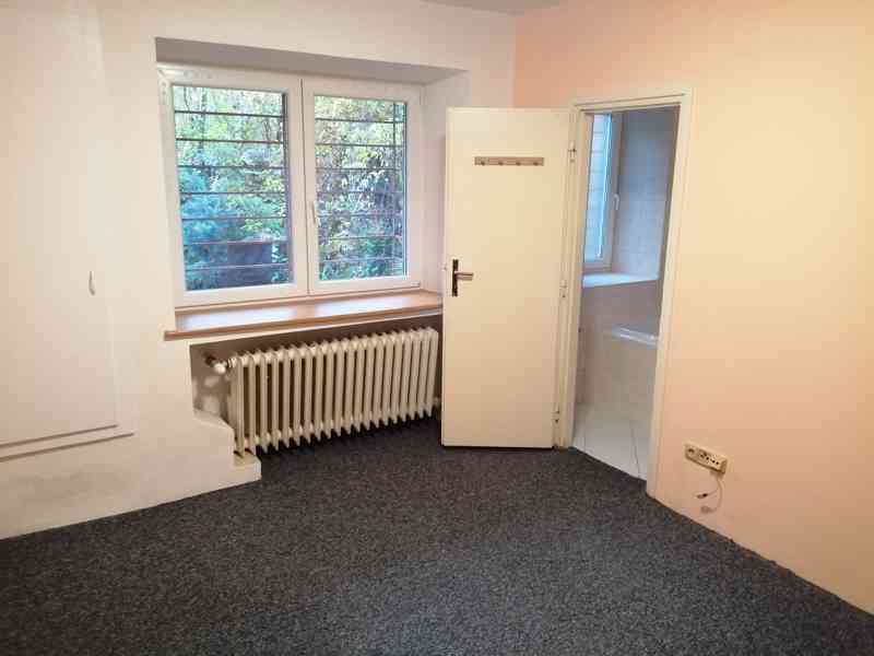 Pronájem 1+1, ulice Merhautova, Černá Pole, 35 m2 - foto 2