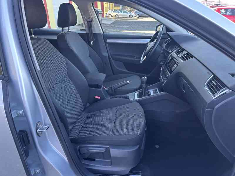 Škoda Octavia 1.6 TDI 81kW/1Maj/CZ/Výhřev/DPH - foto 23