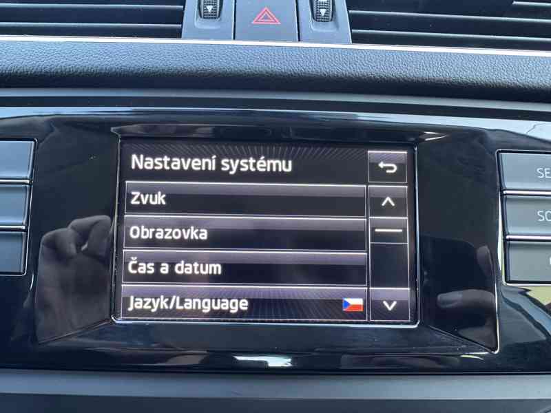 Škoda Octavia 1.6 TDI 81kW/1Maj/CZ/Výhřev/DPH - foto 32