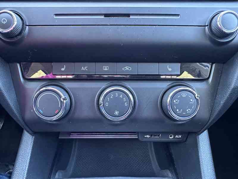 Škoda Octavia 1.6 TDI 81kW/1Maj/CZ/Výhřev/DPH - foto 38