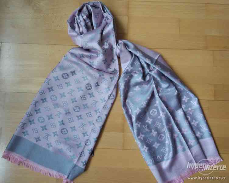 Jedinečný šál LV Louis Vuitton - foto 3