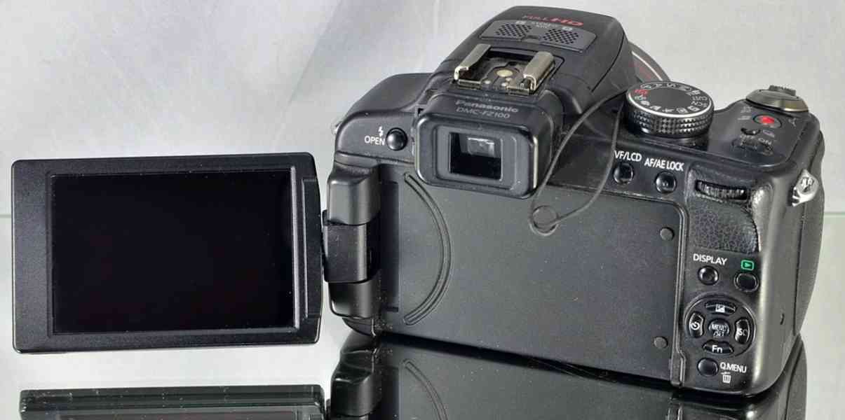 Panasonic Lumix DMC-FZ100 *14,1 MPix*Full HDV*BAG* - foto 9