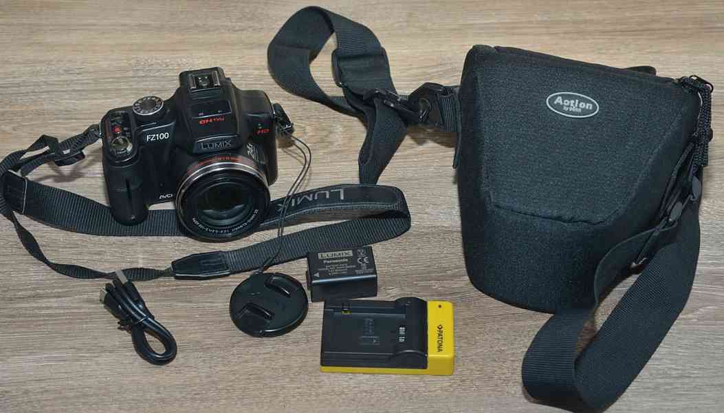 Panasonic Lumix DMC-FZ100 *14,1 MPix*Full HDV*BAG* - foto 3