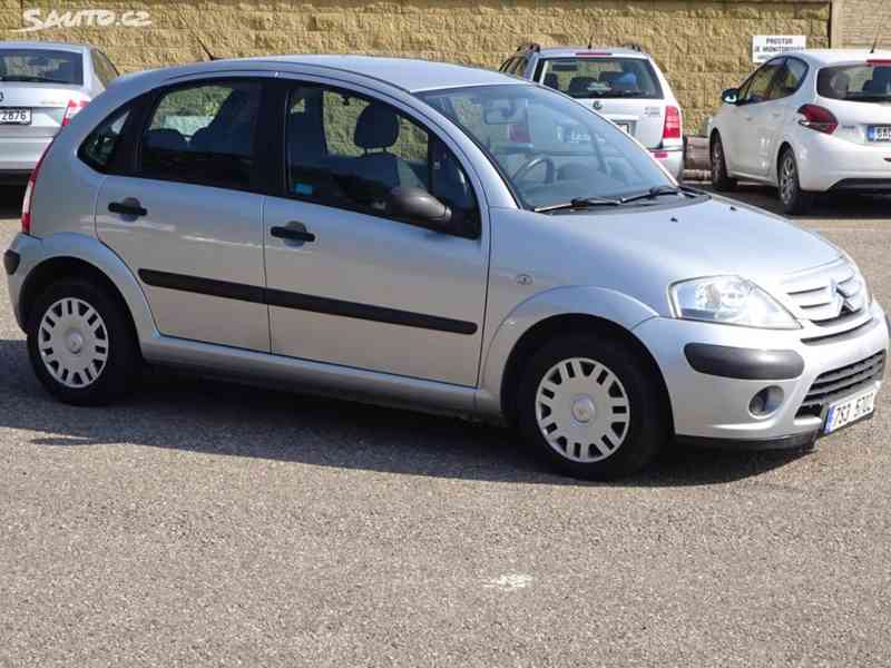Citroën C3, 1.1i (r.v.2008)2.Maj.Koup. v ČR - foto 2