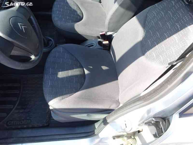 Citroën C3, 1.1i (r.v.2008)2.Maj.Koup. v ČR - foto 12