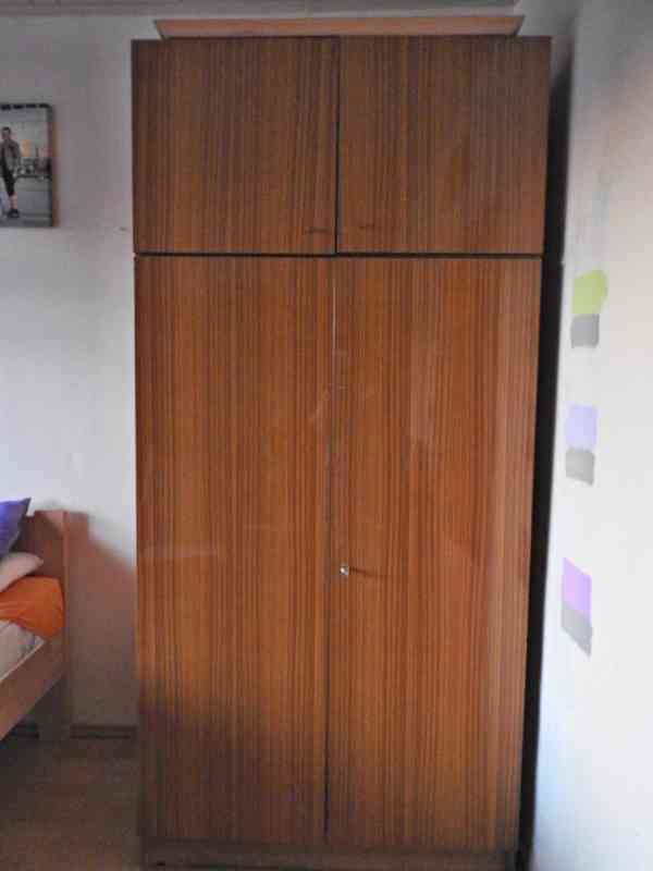 Nabízím starou stěnu do obýváku. - foto 2
