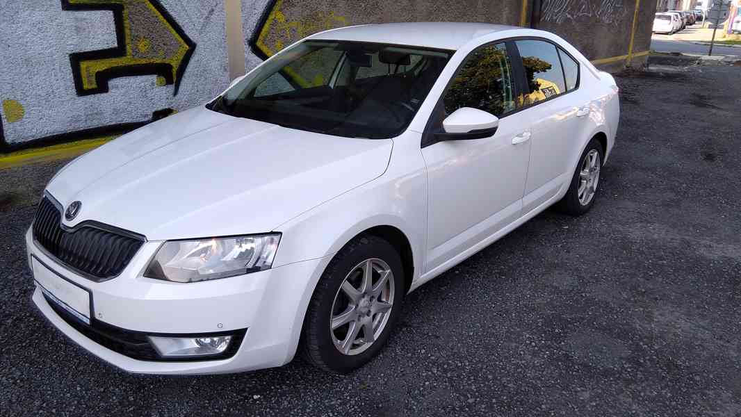 ŠKODA Octavia 2,0TDI Elegance ČR 110kw - foto 1