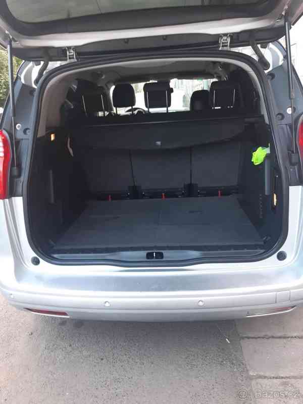 Peugeot 5008 1,6 - foto 5