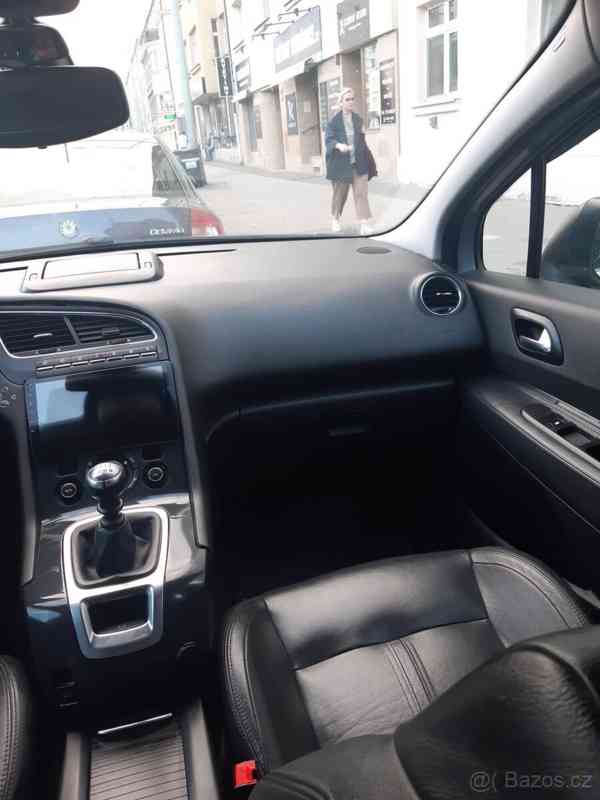 Peugeot 5008 1,6 - foto 7