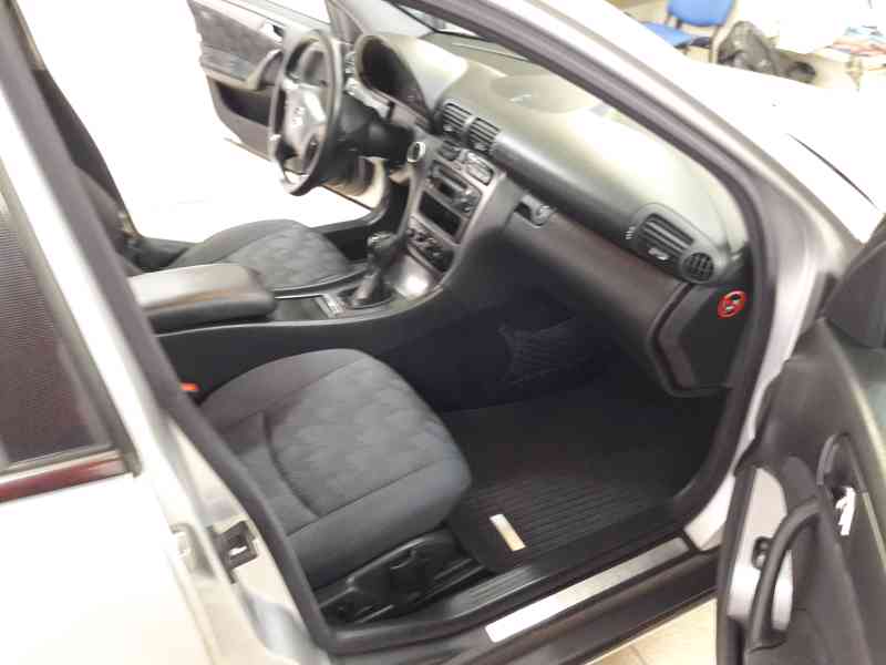 Mercedes w203 combi. - foto 3