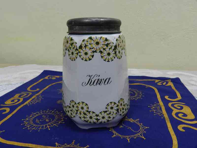 Stará Dóza Kořenka Káva plechové víčko Jílové Děčín