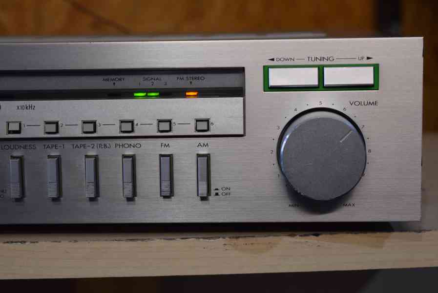JVC R-2X VÝBORNÝ VINTAGE STEREO RECEIVER !! - foto 4