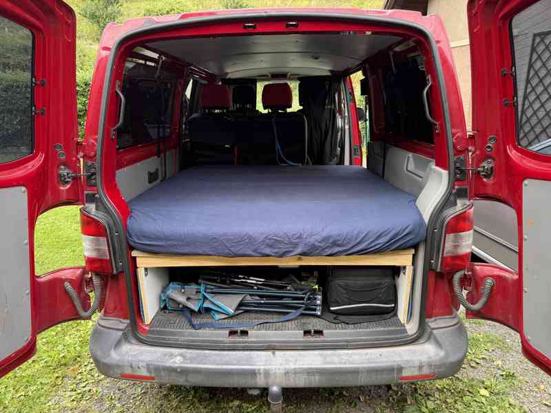 VW T5 2.0 TDI 103 kW,7 míst,2. majitel,CZ původ, 191 tis km - foto 14