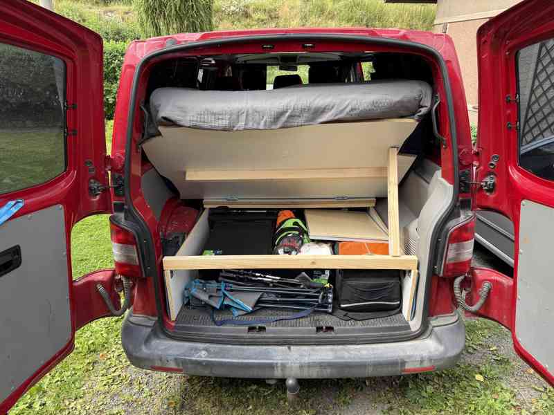 VW T5 2.0 TDI 103 kW,7 míst,2. majitel,CZ původ, 191 tis km - foto 16