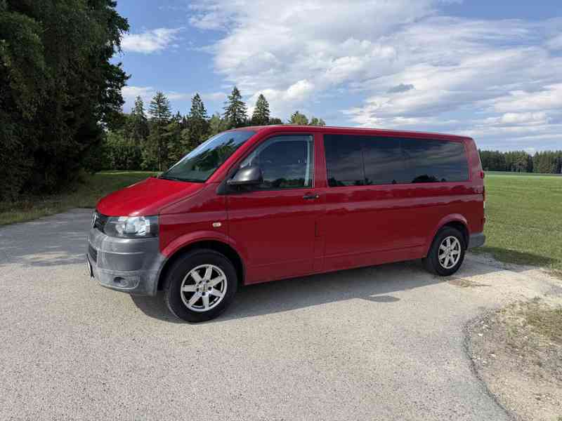 VW T5 2.0 TDI 103 kW,7 míst,2. majitel,CZ původ, 191 tis km - foto 7