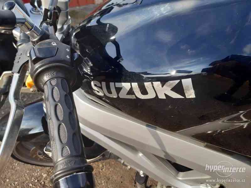 Suzuki SV 650n - foto 8