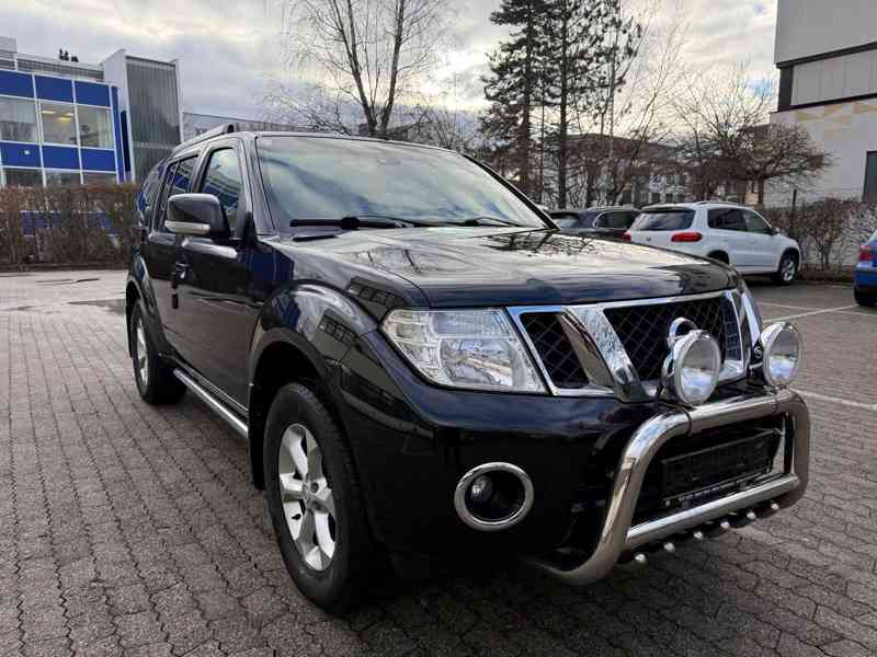 Nissan Pathfinder 2.5 dCi LE 4x4 Aut. 140kw - foto 1