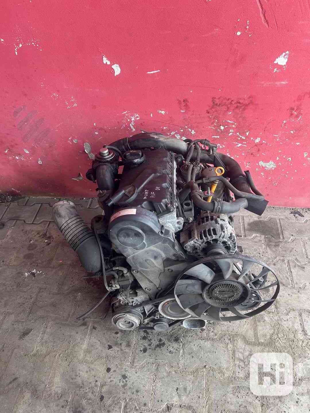 Motor 1,9TDI PD 96 KW VW Passat typ AVF kompletní - foto 1