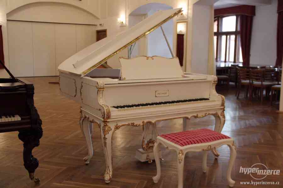 Luxusní klavír Petrof rokoko model IV, 174 cm - foto 3