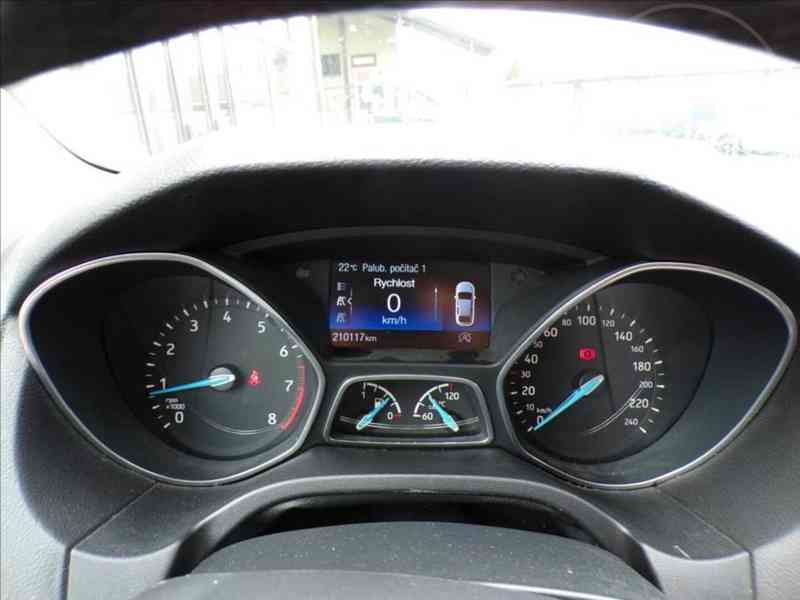 Ford Focus 1,0 EcoBoost TEMPOMAT,DIGI.KLIMA - foto 6