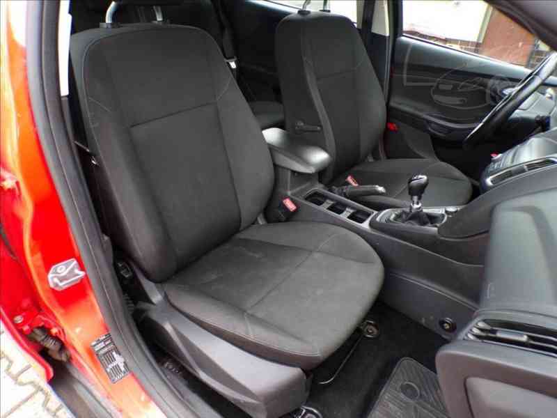 Ford Focus 1,0 EcoBoost TEMPOMAT,DIGI.KLIMA - foto 12