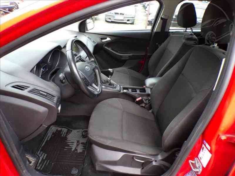 Ford Focus 1,0 EcoBoost TEMPOMAT,DIGI.KLIMA - foto 7