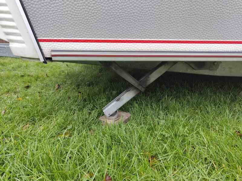 Karavan BEYERLAND Sprinter 460 CTV - foto 5