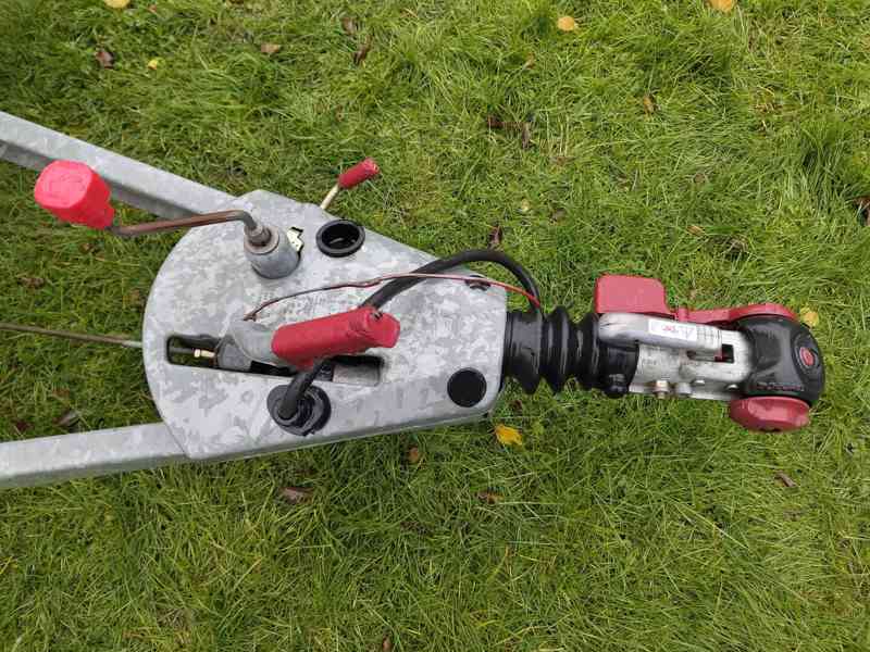 Karavan BEYERLAND Sprinter 460 CTV - foto 6