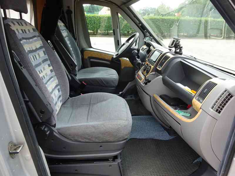 Fiat Knaus Tabbert 2.0 JTD r.v.2007 - foto 11
