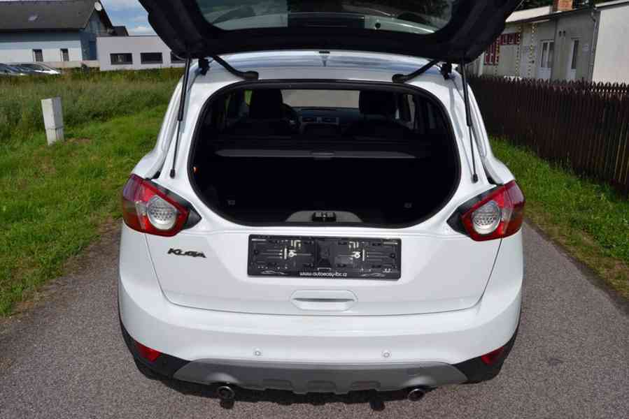 Ford Kuga 2.0 TDCi 103kW Champions Edition 4x4 - foto 11